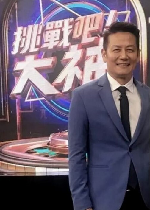 【唐霏】MCY0002 勾引亲哥却被反压猛操 - 绅士福利社海报